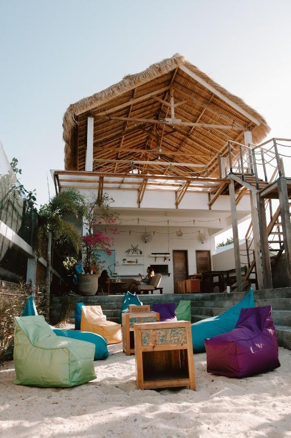 Charlies Shack Lombok Apartment Kuta  Exterior photo